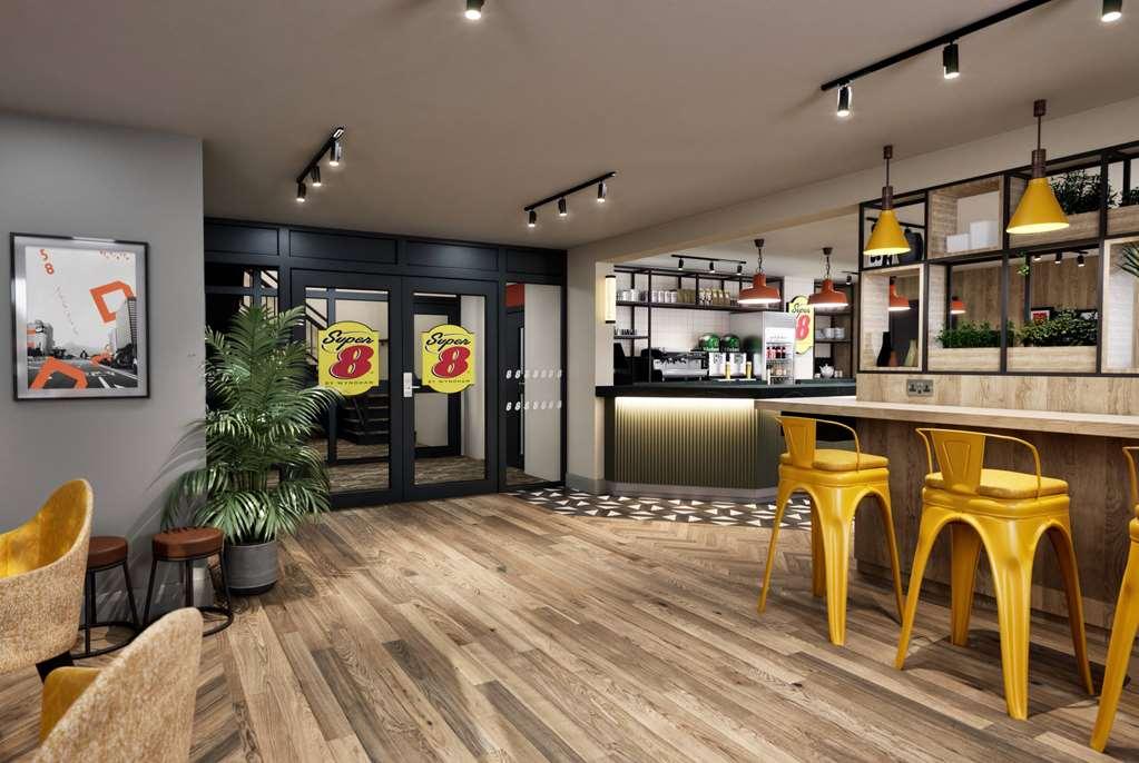 Super 8 By Wyndham Chester East Інтер'єр фото