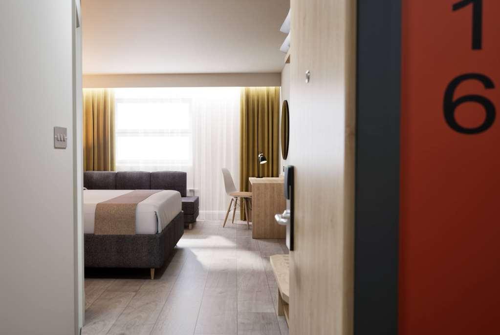 Super 8 By Wyndham Chester East Номер фото